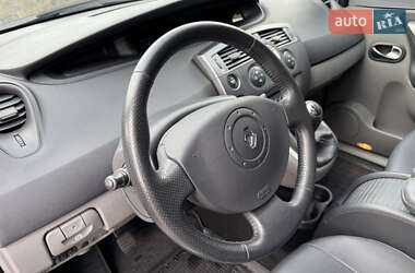 Минивэн Renault Scenic 2006 в 