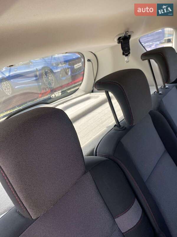 Минивэн Renault Scenic 2015 в Теребовле