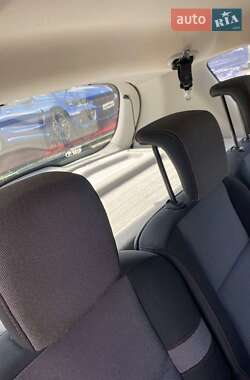 Минивэн Renault Scenic 2015 в 