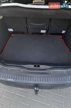 Минивэн Renault Scenic 2012 в 