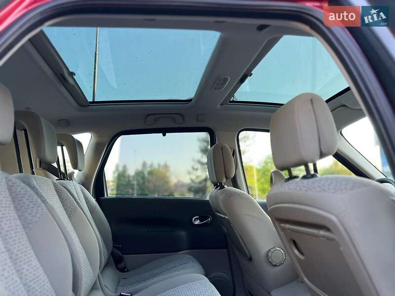 Минивэн Renault Scenic 2006 в Луцке