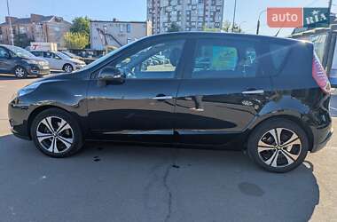Минивэн Renault Scenic 2011 в 