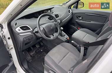 Минивэн Renault Scenic 2016 в 