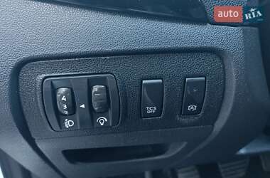 Минивэн Renault Scenic 2016 в 