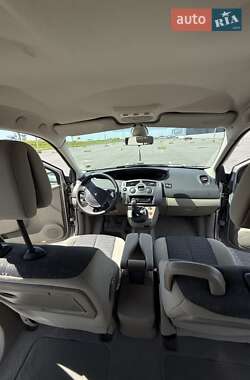 Минивэн Renault Scenic 2005 в 