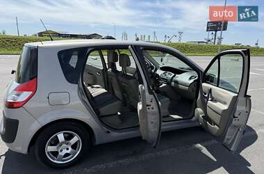 Минивэн Renault Scenic 2005 в 
