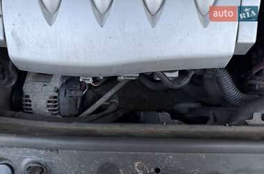 Минивэн Renault Scenic 2005 в 