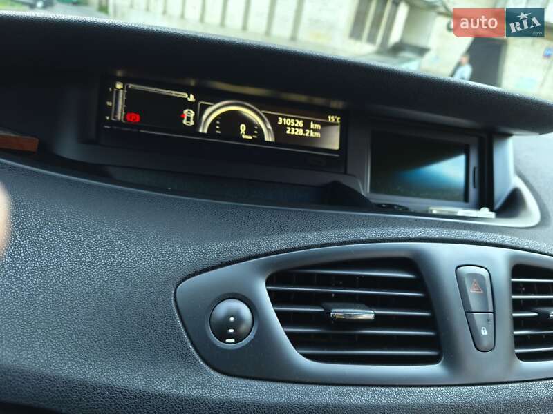 Минивэн Renault Scenic 2014 в Луцке