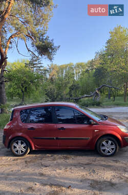 Минивэн Renault Scenic 2004 в 
