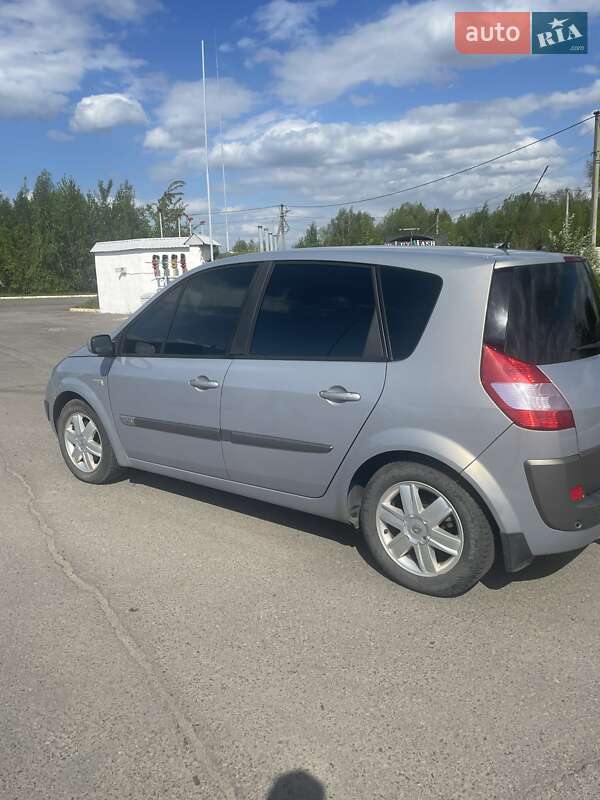 Минивэн Renault Scenic 2004 в Ратным