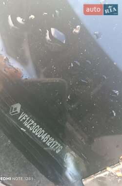 Минивэн Renault Scenic 2011 в 
