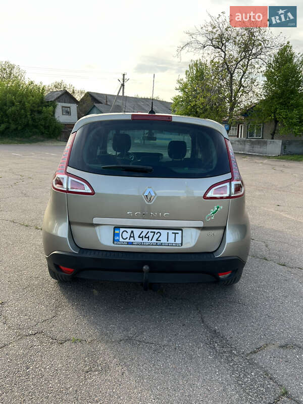 Мінівен Renault Scenic 2010 в Черкасах