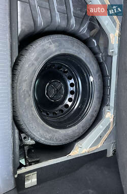 Минивэн Renault Scenic 2010 в 