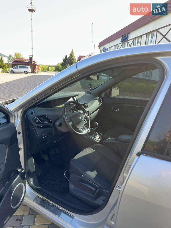 Минивэн Renault Scenic 2009 в Южноукраинске
