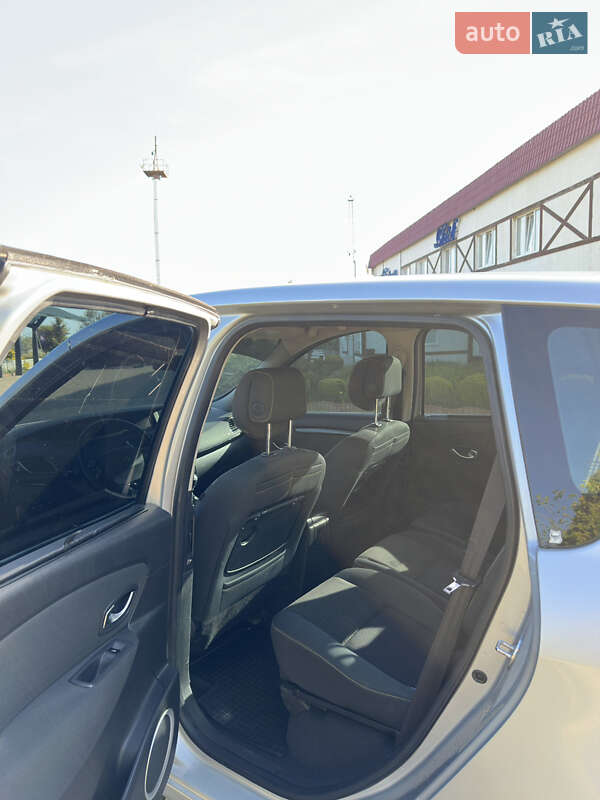 Минивэн Renault Scenic 2009 в Южноукраинске