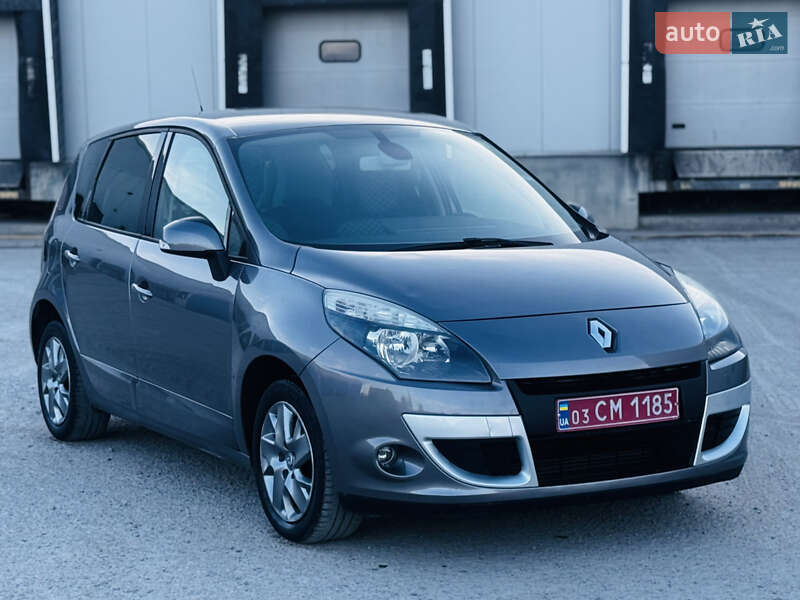 Renault Scenic 2011