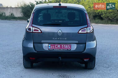 Мінівен Renault Scenic 2011 в 