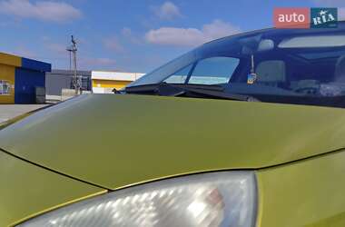 Минивэн Renault Scenic 2004 в 