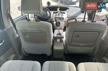 Минивэн Renault Scenic 2006 в 
