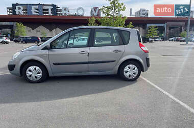 Минивэн Renault Scenic 2005 в 