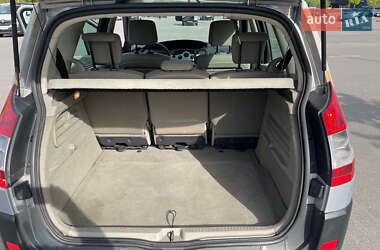 Минивэн Renault Scenic 2005 в 