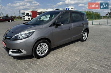 Мінівен Renault Scenic 2015 в 