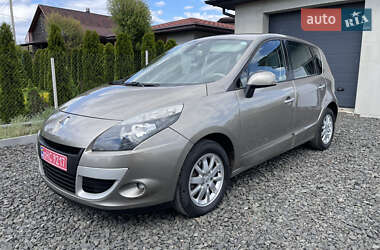 Мінівен Renault Scenic 2009 в Луцьку