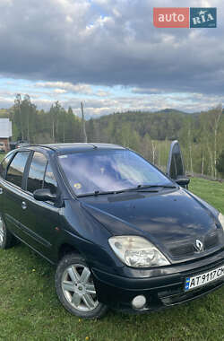 Минивэн Renault Scenic 2002 в Косове
