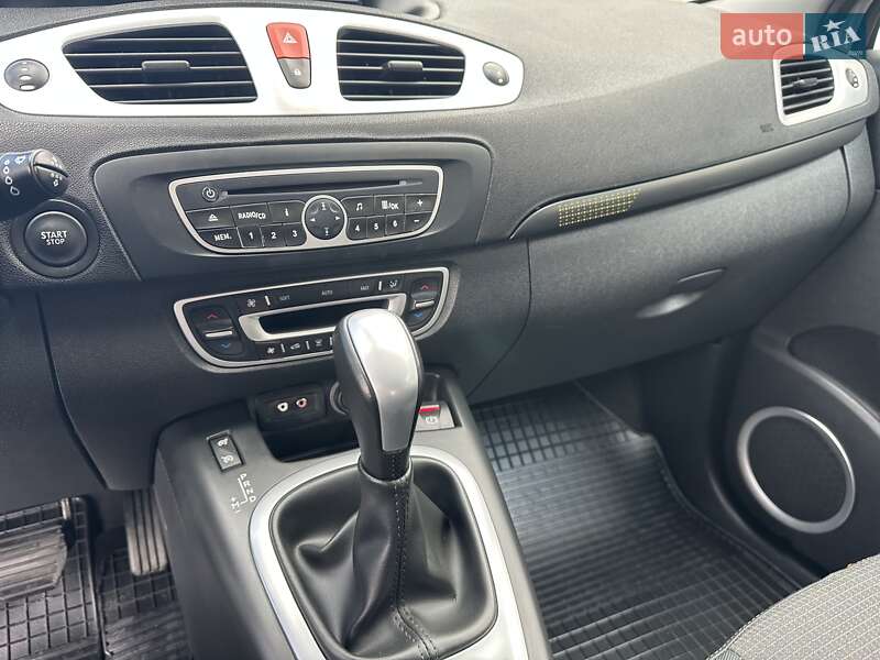 Минивэн Renault Scenic 2010 в Луцке