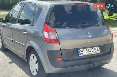Минивэн Renault Scenic 2005 в 