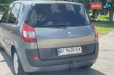 Минивэн Renault Scenic 2005 в 