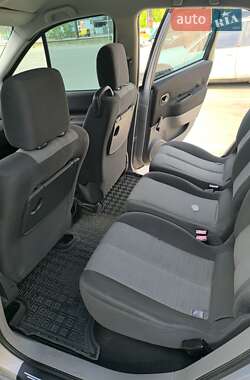 Мінівен Renault Scenic 2005 в 
