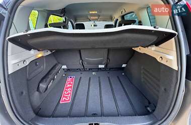 Минивэн Renault Scenic 2010 в 