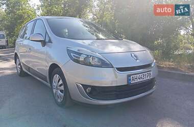 Мінівен Renault Scenic 2012 в 