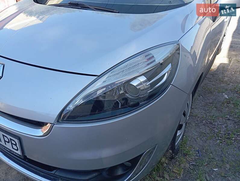 Минивэн Renault Scenic 2012 в Днепре