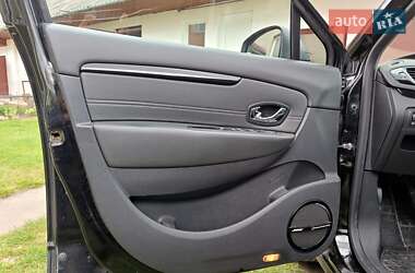 Минивэн Renault Scenic 2013 в 