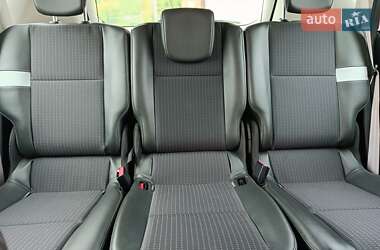Минивэн Renault Scenic 2013 в 