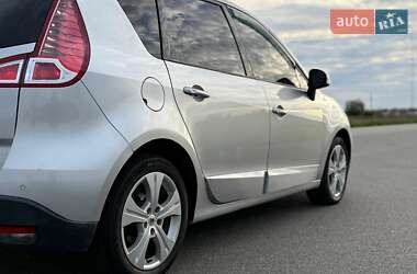 Мінівен Renault Scenic 2010 в 