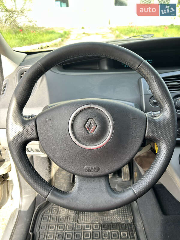 Минивэн Renault Scenic 2007 в Сумах
