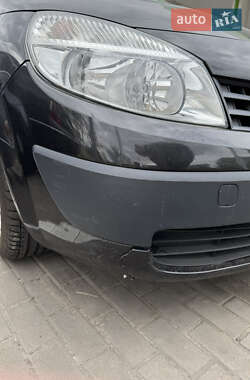 Минивэн Renault Scenic 2004 в 