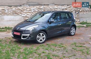 Минивэн Renault Scenic 2010 в Луцке