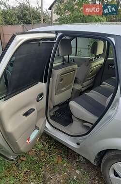Мінівен Renault Scenic 2005 в 