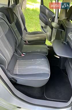 Минивэн Renault Scenic 2006 в 