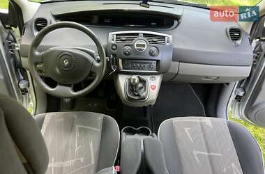 Минивэн Renault Scenic 2006 в 
