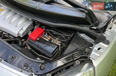 Минивэн Renault Scenic 2006 в 