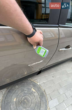 Минивэн Renault Scenic 2013 в 