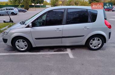 Минивэн Renault Scenic 2005 в 