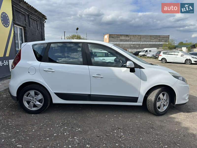 Мінівен Renault Scenic 2010 в Ніжині