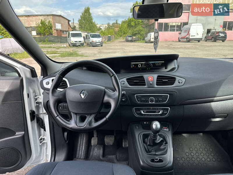Мінівен Renault Scenic 2010 в Ніжині