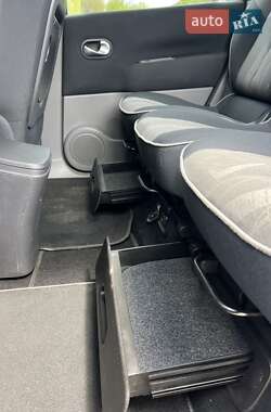 Минивэн Renault Scenic 2006 в 